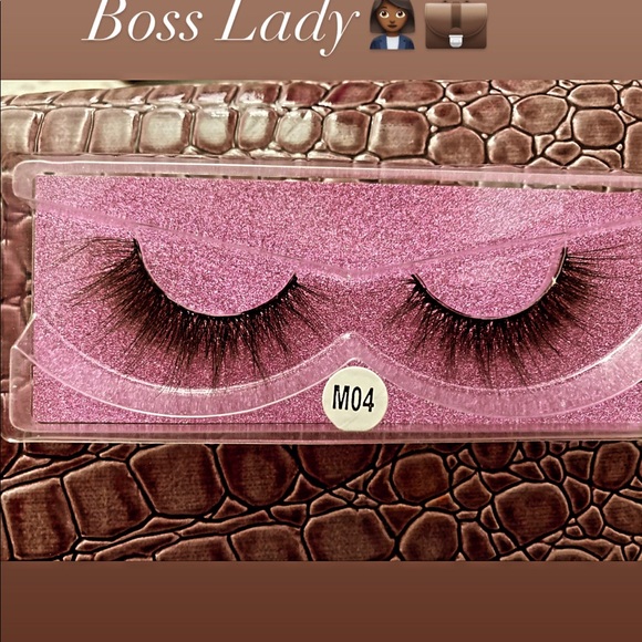 Eye lashes - Picture 4 of 11